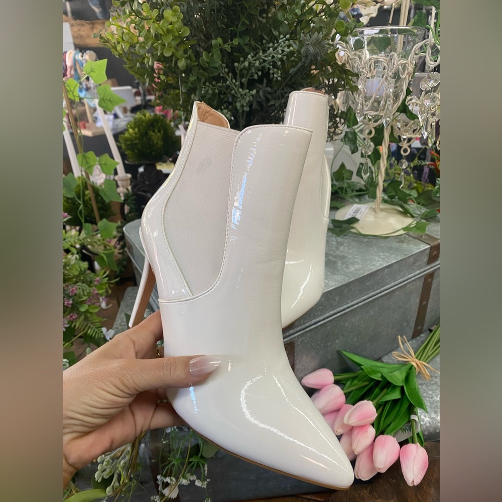 White Chelsea Boot